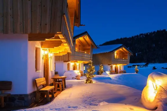 Knisternde Chalet-Romantik im Schnee 